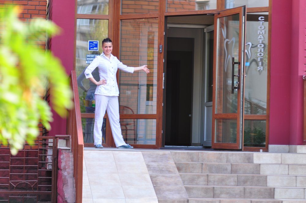 Изображение контакта